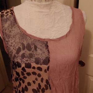 Multiple fabric patchwork Animal design